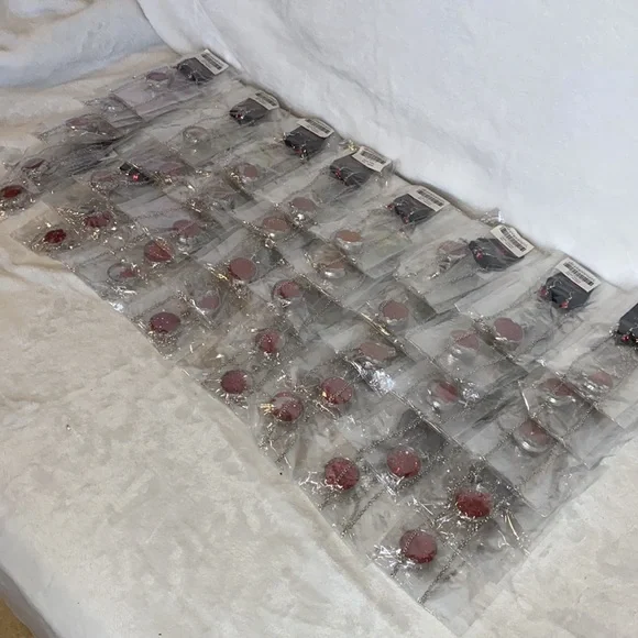 Lot of 40 Paparazzi Twinkly Treasury Red Necklace & Earring sets new in packages - Picture 3 of 11